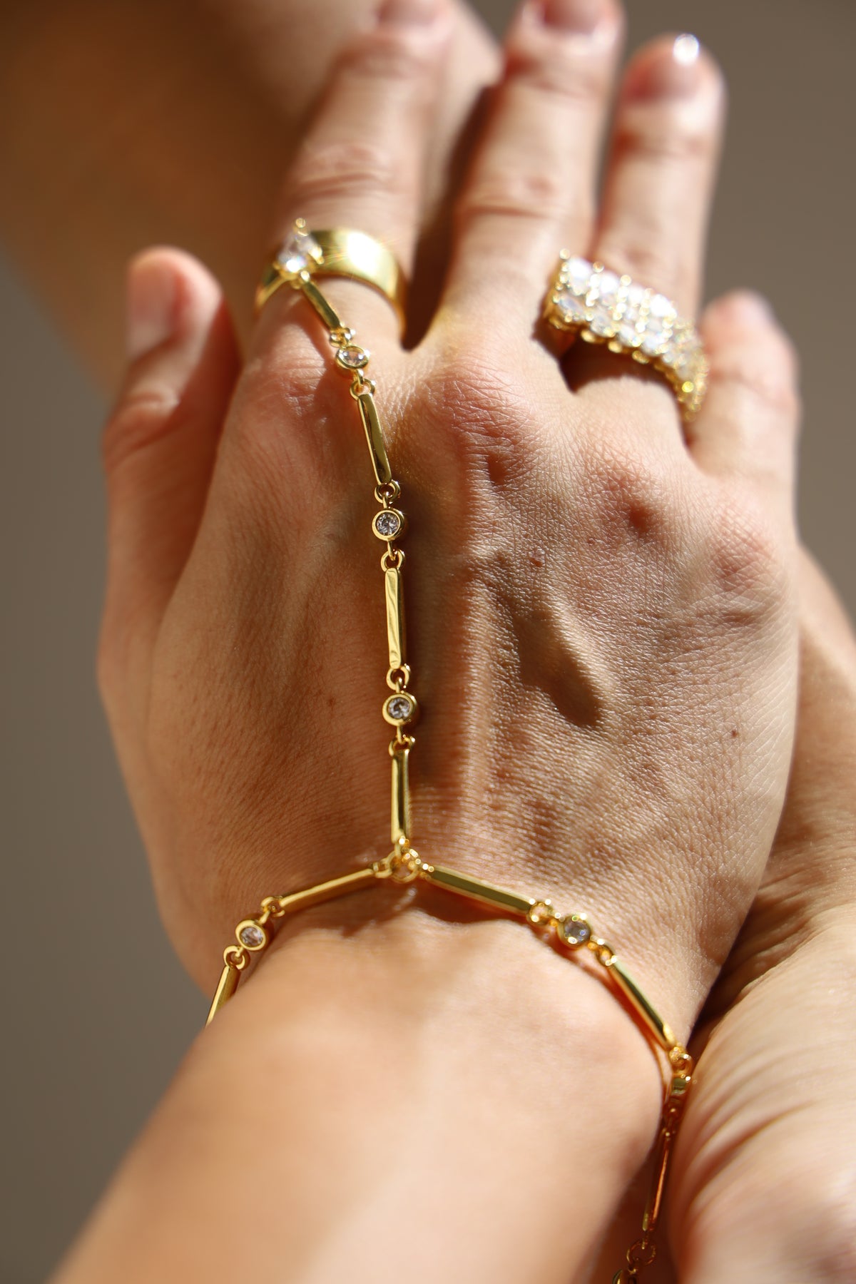 Madison Handchain